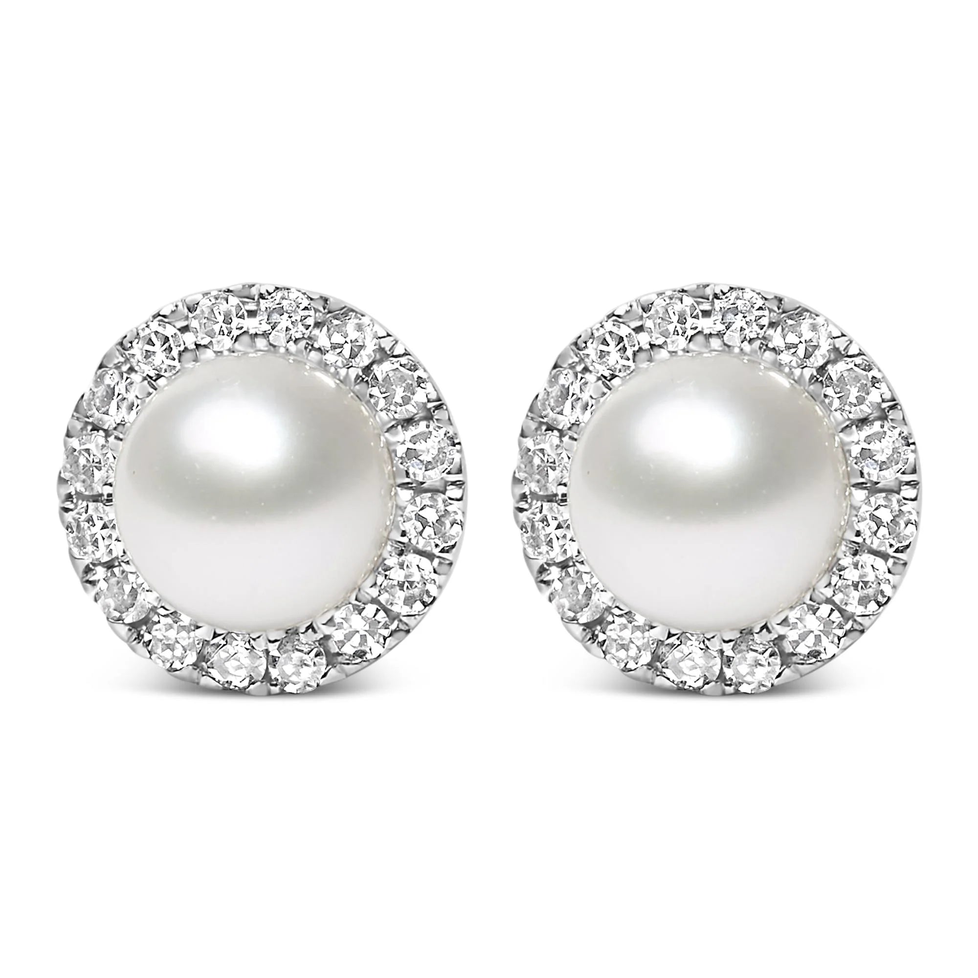 10K White Gold 4.5mm Cultured Freshwater Pearl and 1/7 Cttw Diamond Halo Stud Earring (I - J Color, I1 - I2 Clarity) - LinkagejewelrydesignLinkagejewelrydesign