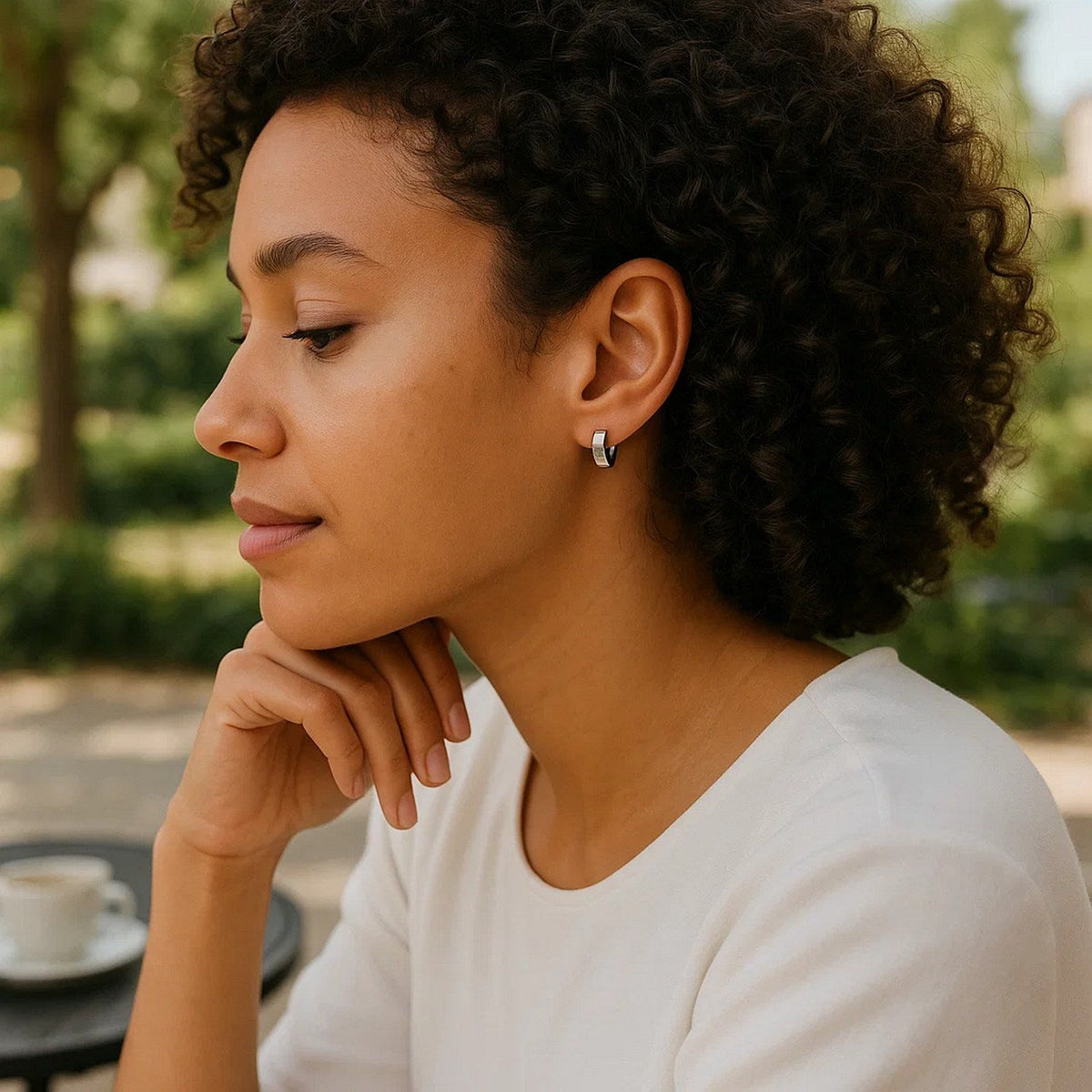 10k White Gold Snuggable Hoop Earrings - LinkagejewelrydesignLinkagejewelrydesign