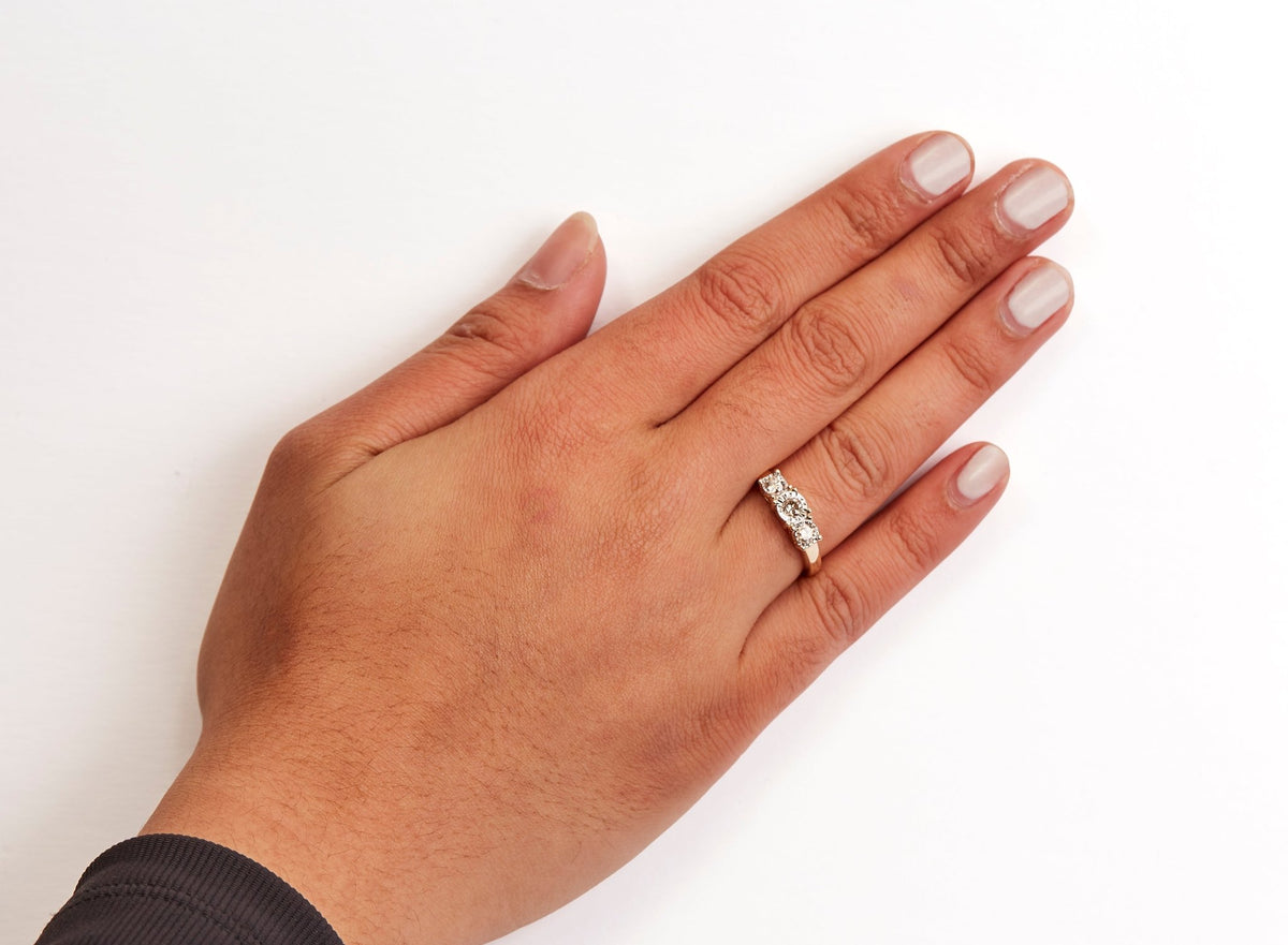 10K Yellow Gold 1/2 Cttw Miracle Set Round Diamond Three Stone Illusion Plate Ring (I - J Color, I2 - I3 Clarity) - Size 7 - LinkagejewelrydesignLinkagejewelrydesign