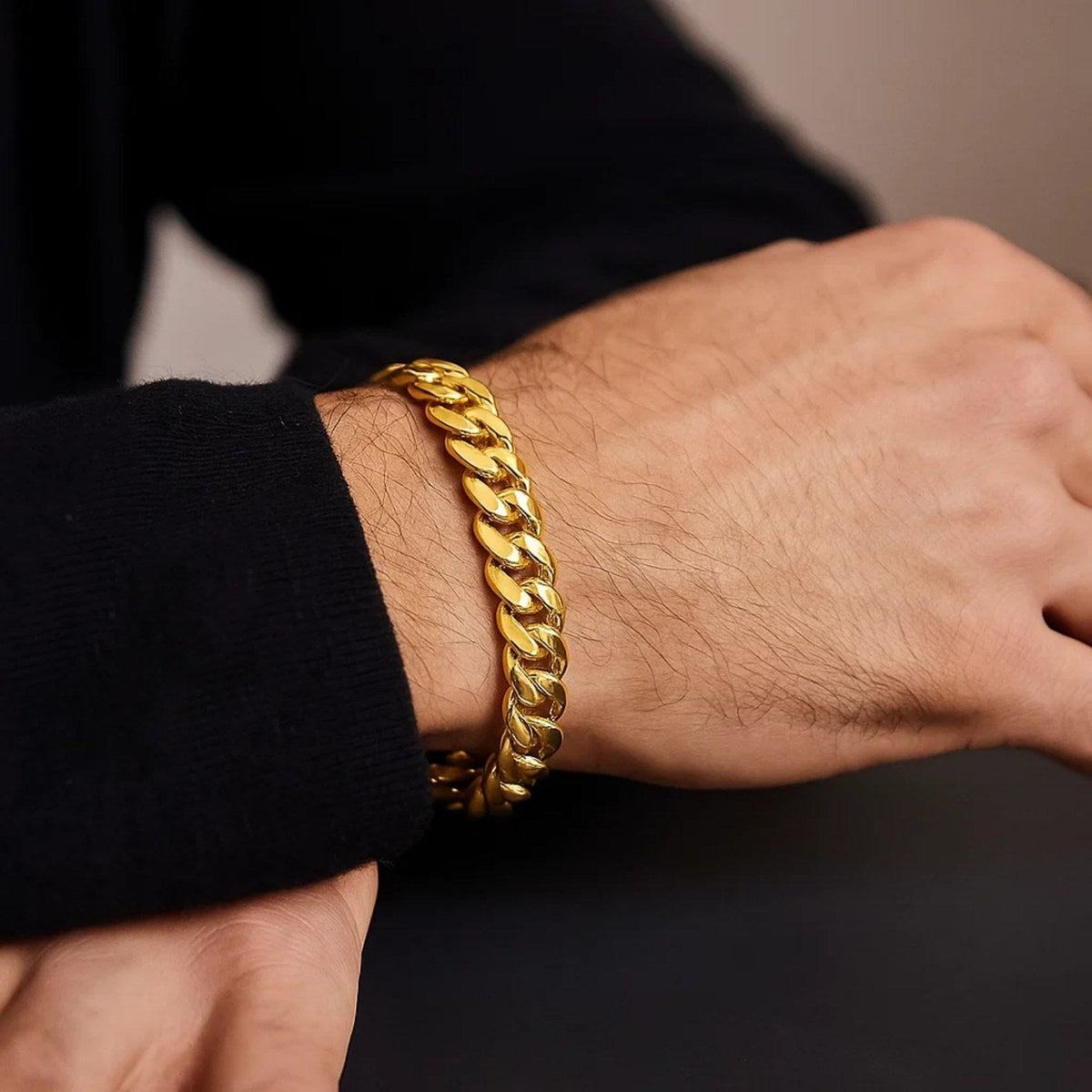 10k Yellow Gold Classic Miami Cuban Solid Bracelet (8.20 mm) - LinkagejewelrydesignLinkagejewelrydesign