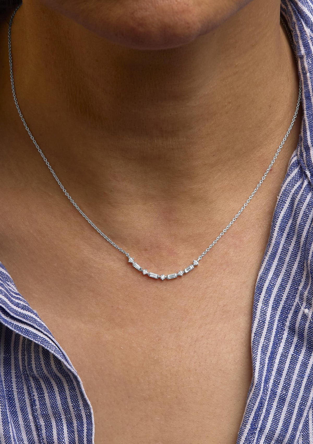 14K Gold 1/5 Cttw Diamond Mixed Shape Curve Bar Pendant Necklace (H - I Color, VS2 - SI1 Clarity) - 18&quot; Inches - LinkagejewelrydesignLinkagejewelrydesign