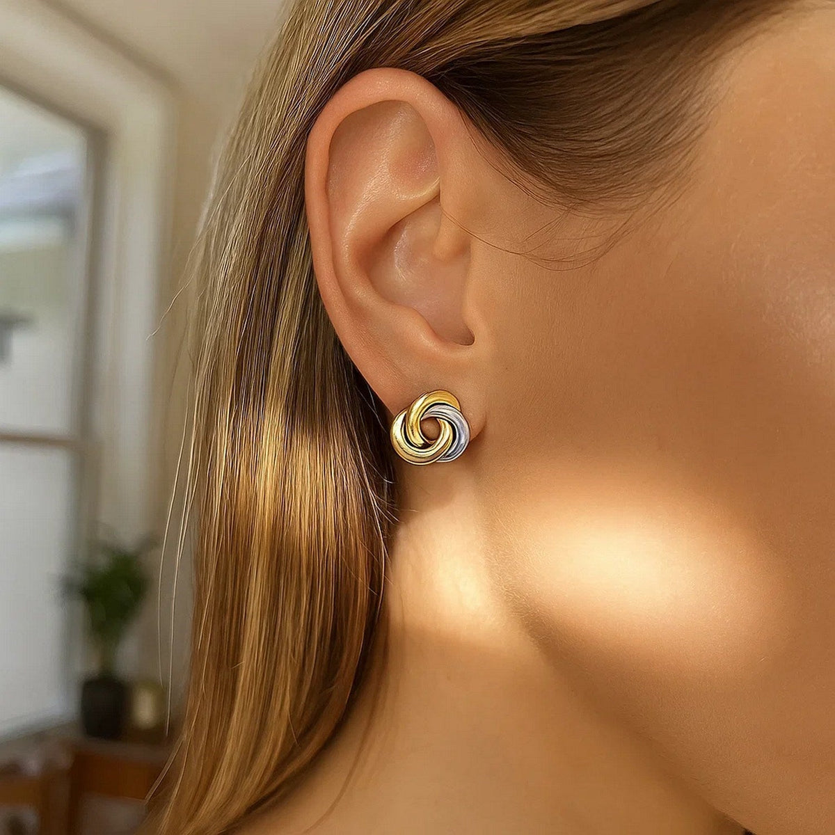 14k Two - Tone Gold Shiny Intertwined Open Circle Earrings - LinkagejewelrydesignLinkagejewelrydesign