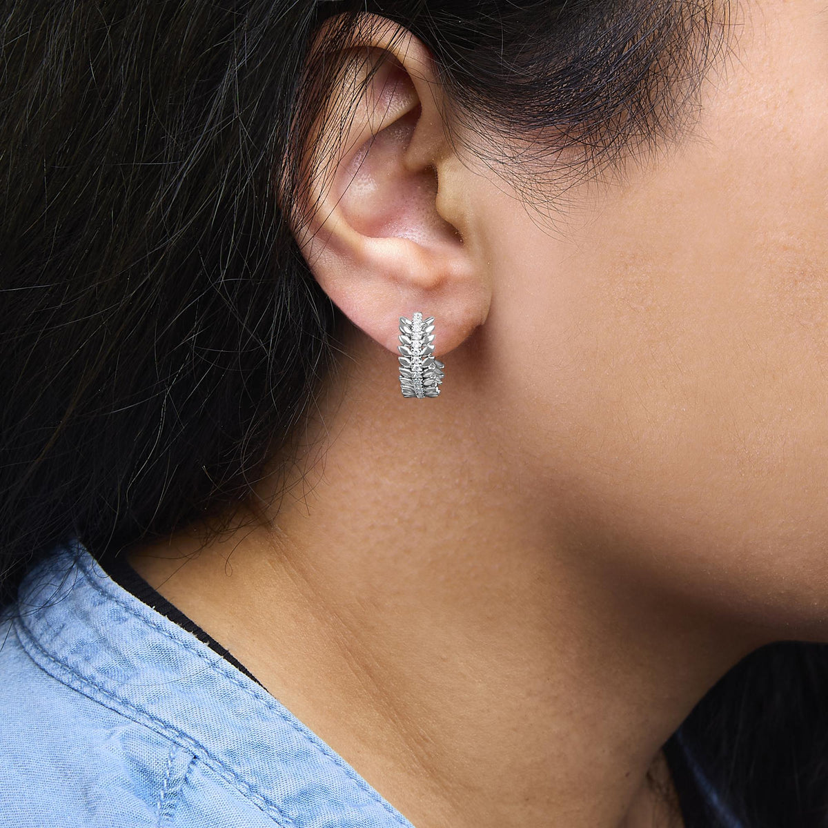 14K White Gold 1/4 Cttw Lab Grown Diamond Leafy Wreath Hoop Earrings (F - G Color, VS1 - VS2 Clarity) - LinkagejewelrydesignLinkagejewelrydesign