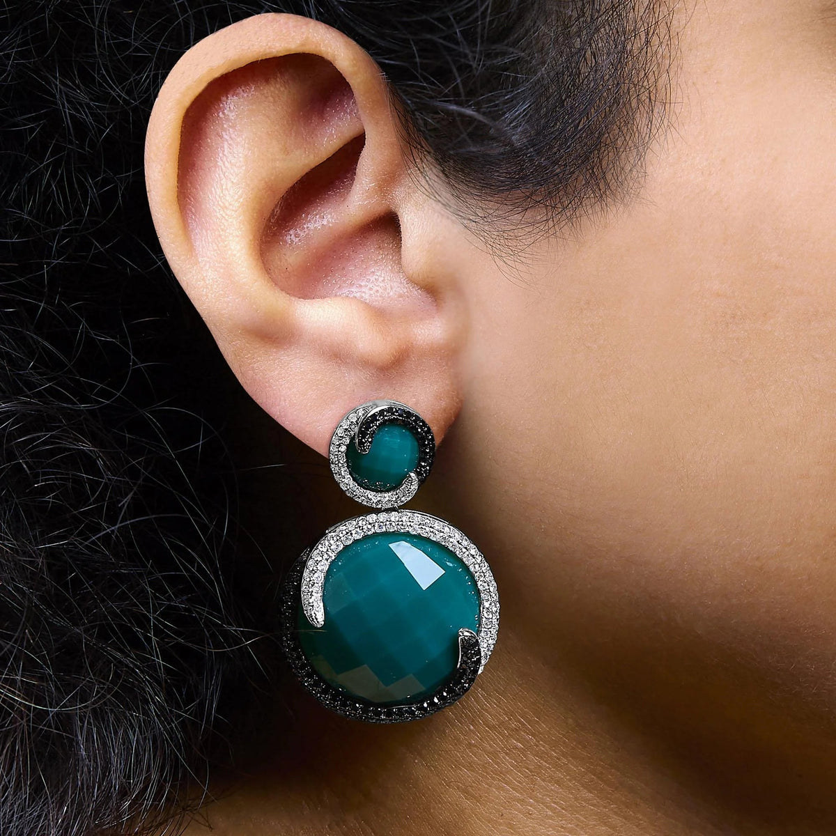 14K White Gold 2.0 Cttw White and Black Diamond and Green Agate Double Medallion Disc Drop and Dangle Earrings (H - I Color, I2 - I3 Clarity) - LinkagejewelrydesignLinkagejewelrydesign