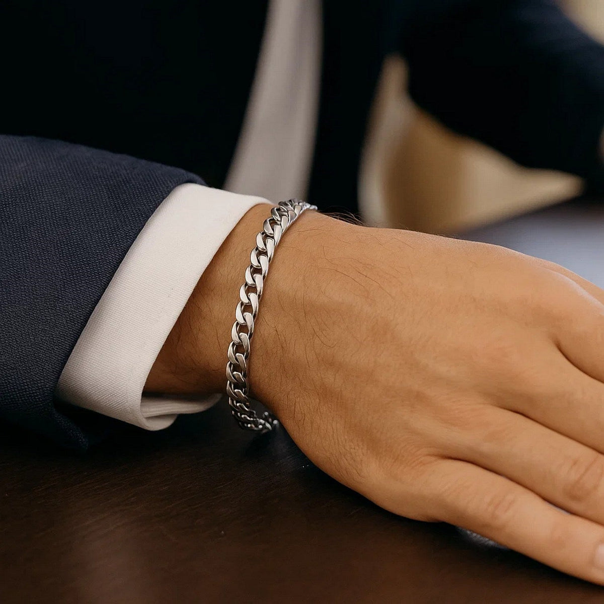 14k White Gold Miami Cuban Semi Solid Bracelet (5.50 mm) - LinkagejewelrydesignLinkagejewelrydesign