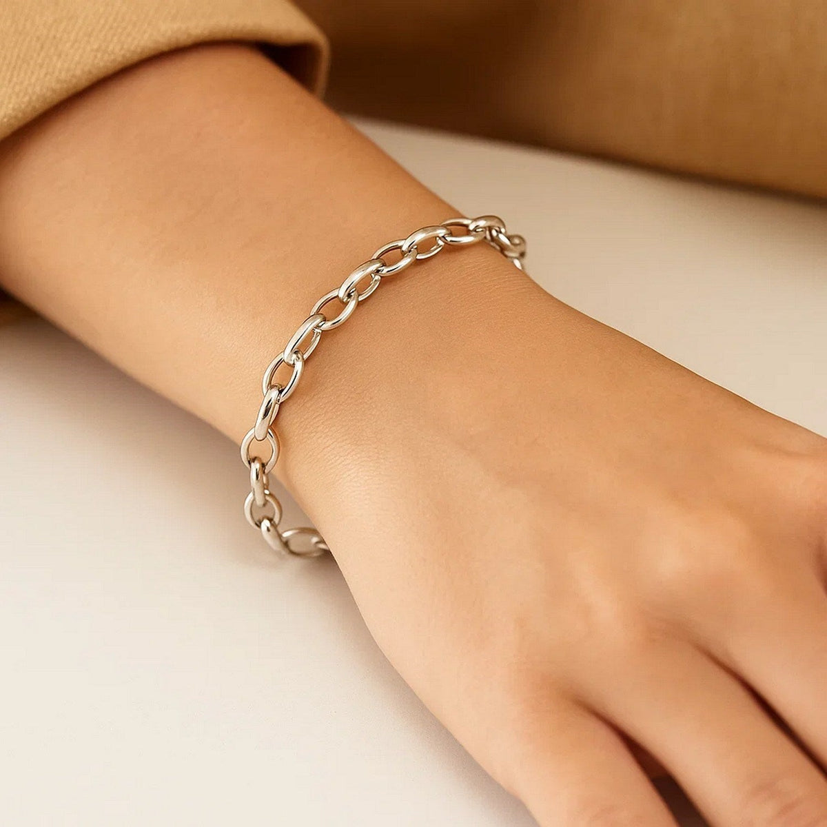 14k White Gold Oval Rolo Bracelet (4.60 mm) - LinkagejewelrydesignLinkagejewelrydesign