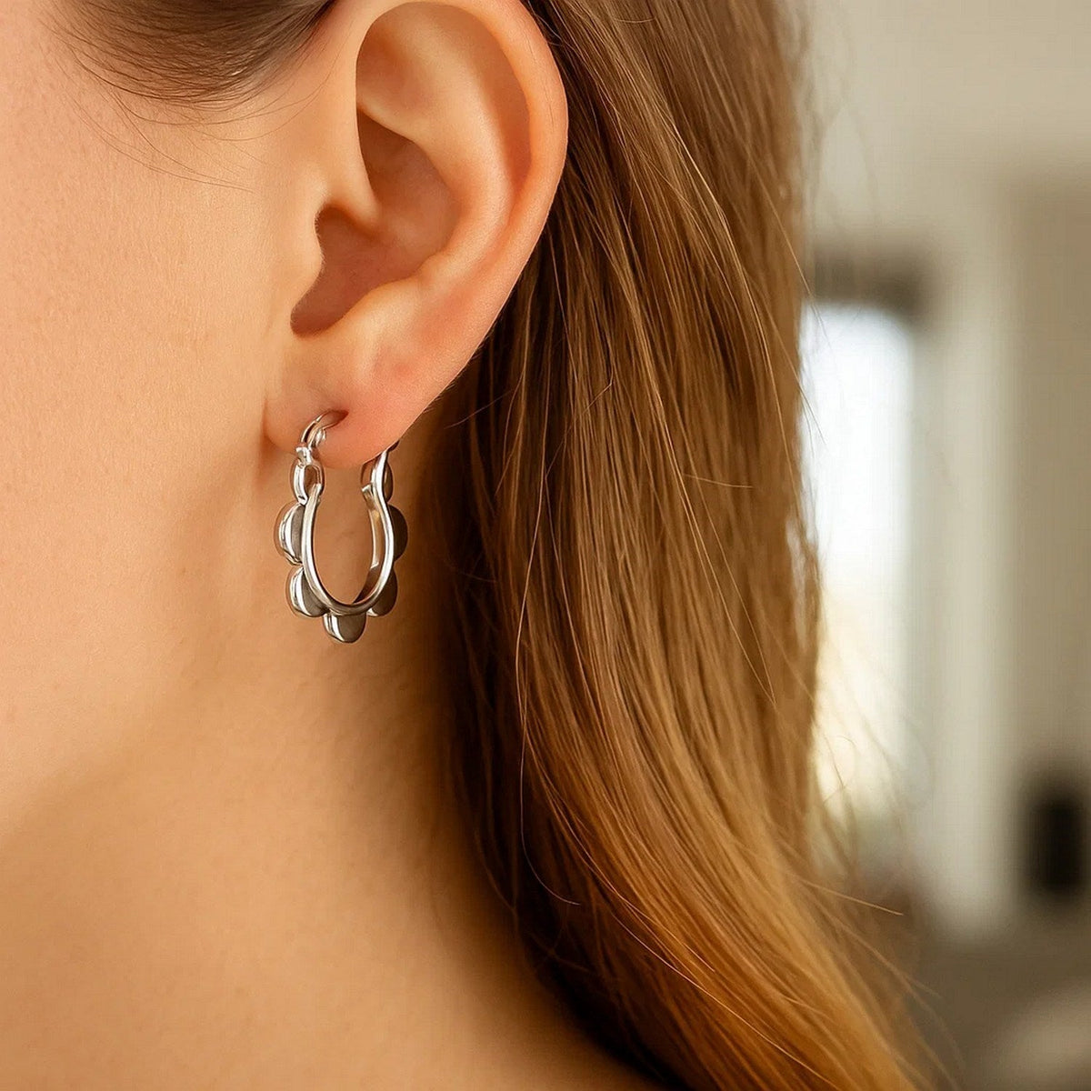 14k White Gold Scalloped Hoop Earrings - LinkagejewelrydesignLinkagejewelrydesign