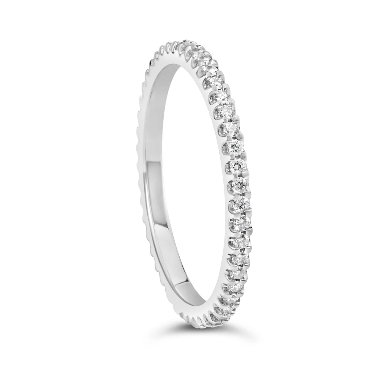 14K White Gold Shared Prong Set Round Diamond Eternity Band Ring (G - H Color, SI1 - SI2 Clarity) - LinkagejewelrydesignLinkagejewelrydesign