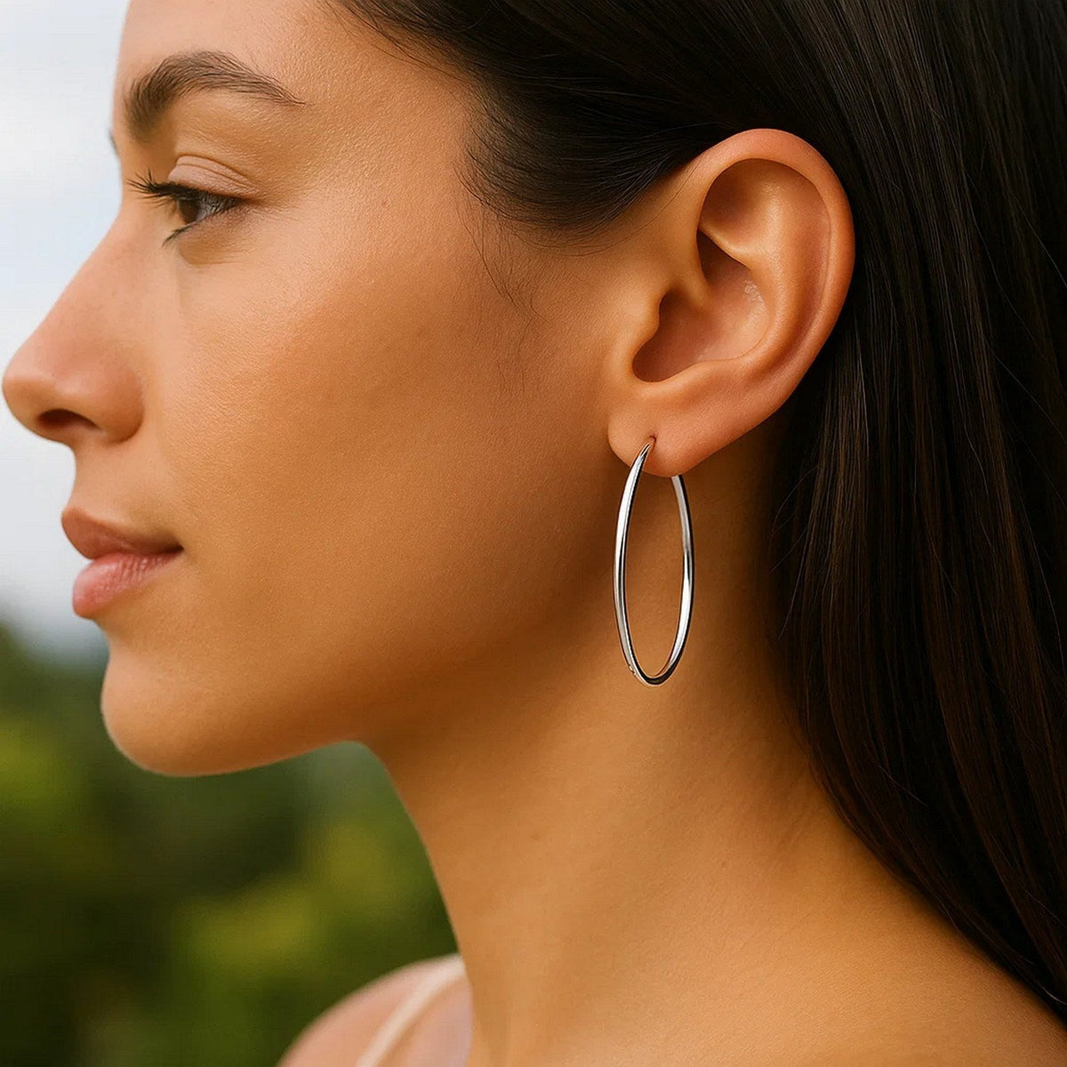 14k White Gold Slim Oval Shape Hoop Earrings - LinkagejewelrydesignLinkagejewelrydesign