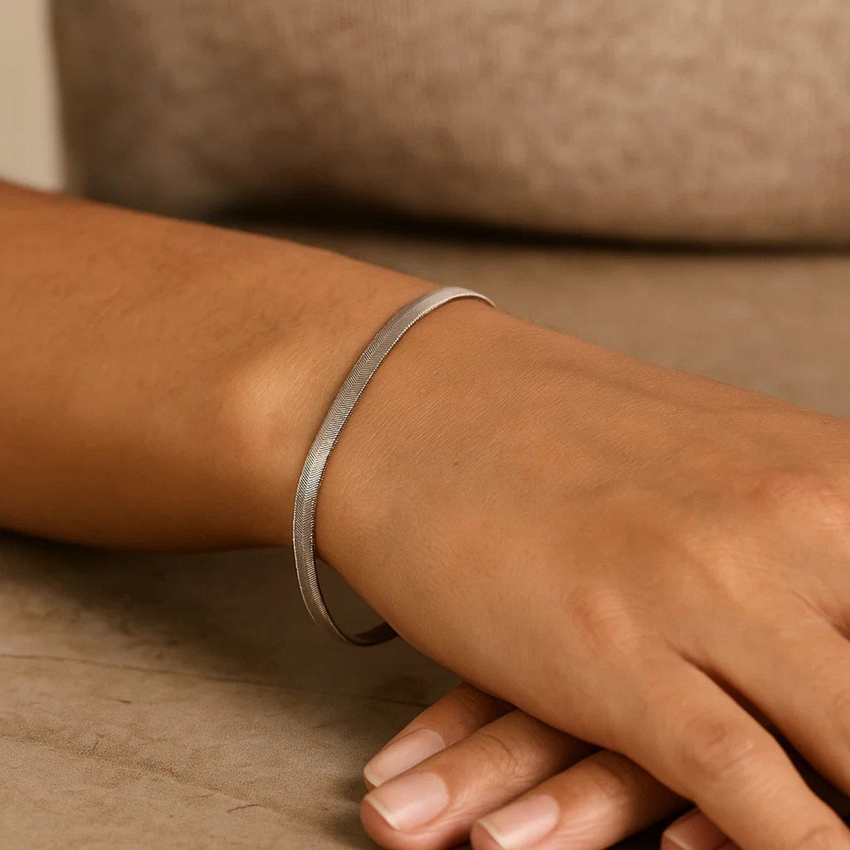 14k White Gold Super Flex Herringbone Bracelet (2.80 mm) - LinkagejewelrydesignLinkagejewelrydesign