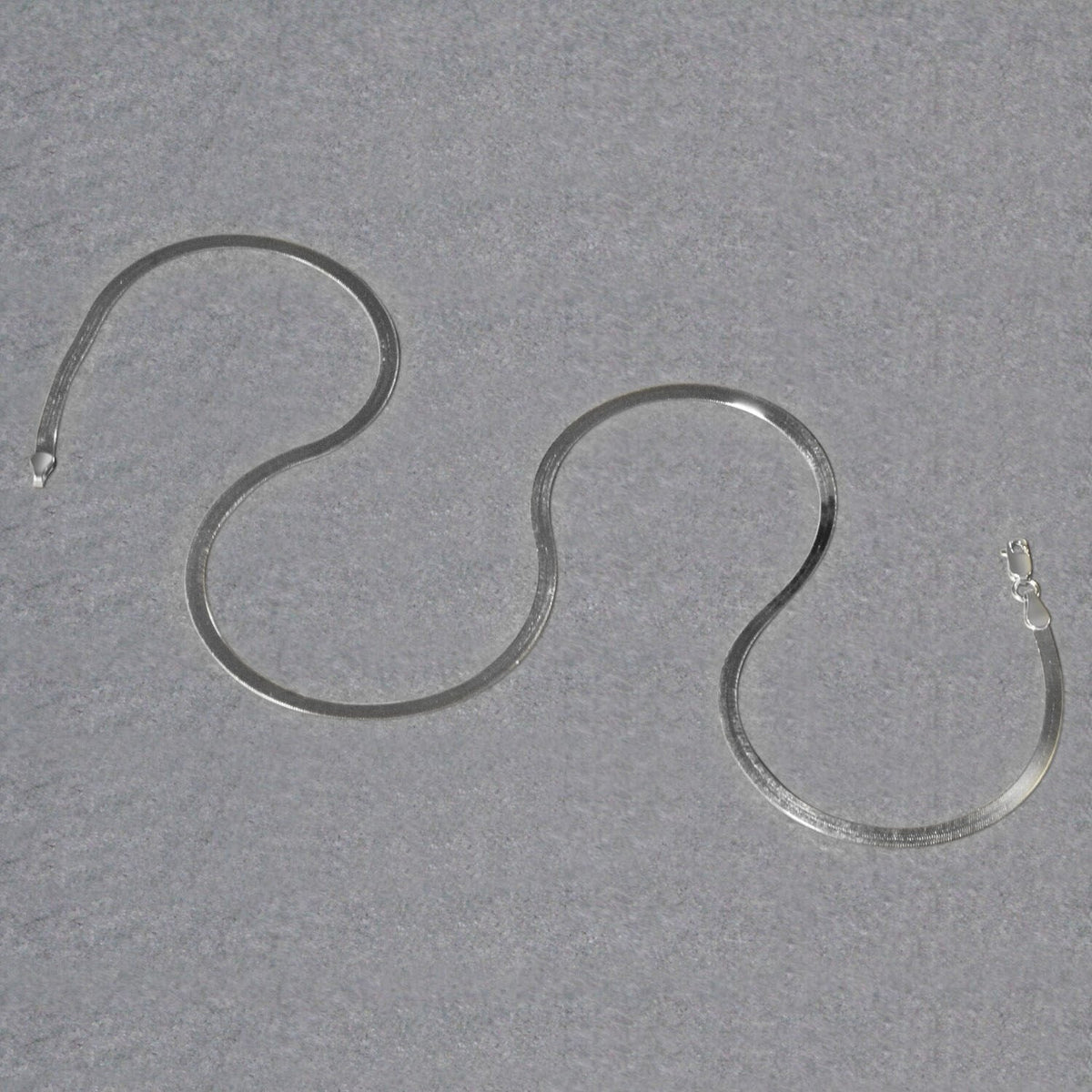 14k White Gold Super Flex Herringbone Chain (2.80 mm) - LinkagejewelrydesignLinkagejewelrydesign