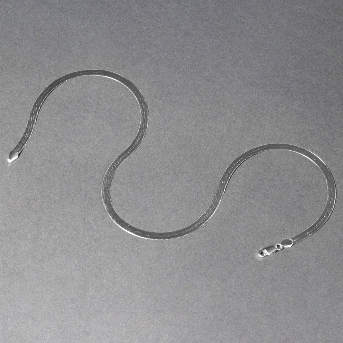14k White Gold Super Flex Herringbone Chain (4.60 mm) - LinkagejewelrydesignLinkagejewelrydesign