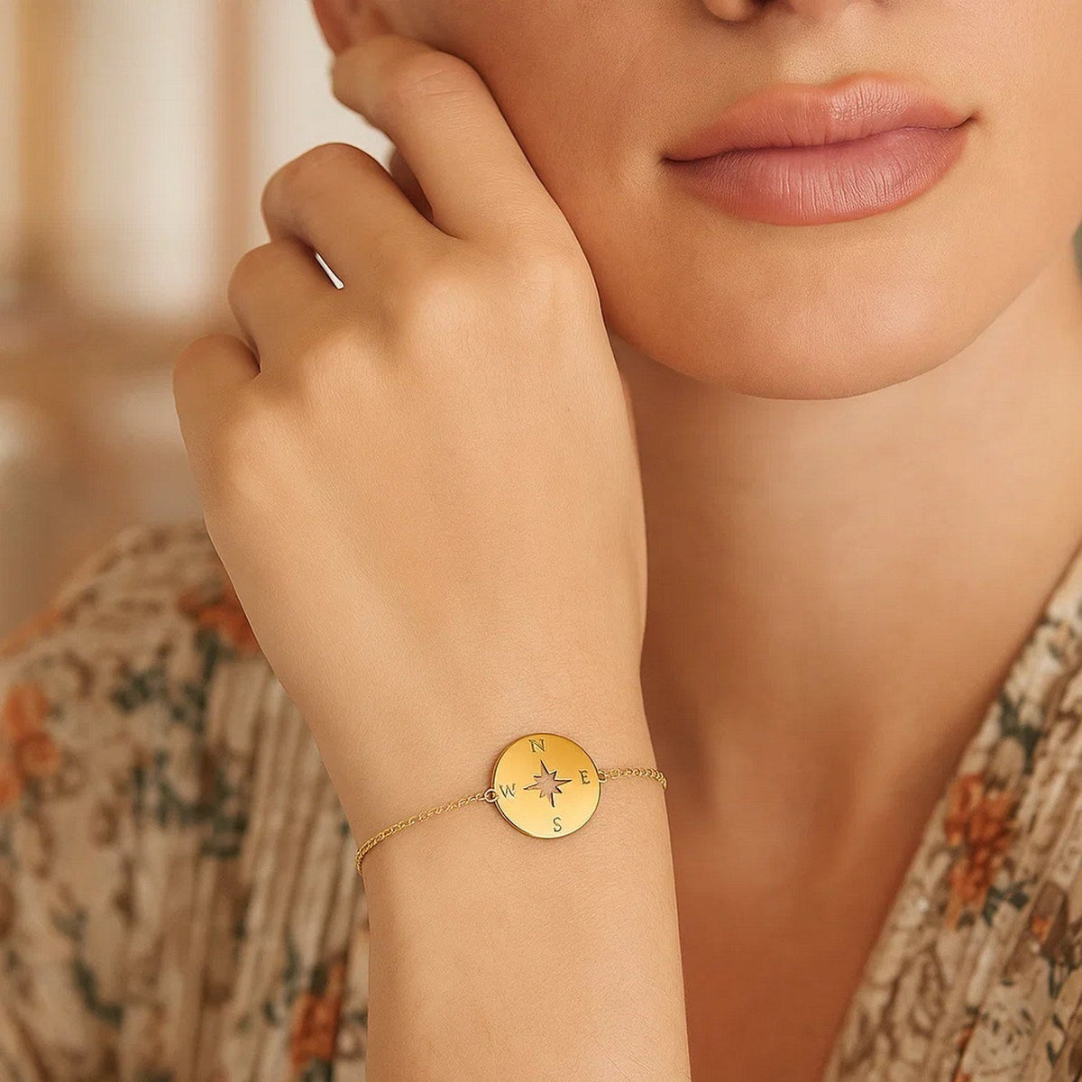 14k Yellow Gold 7 inch Bracelet with Compass - LinkagejewelrydesignLinkagejewelrydesign