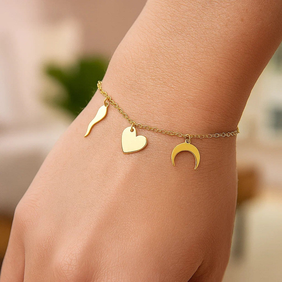 14k Yellow Gold 7 inch Bracelet with Polished Charms - LinkagejewelrydesignLinkagejewelrydesign