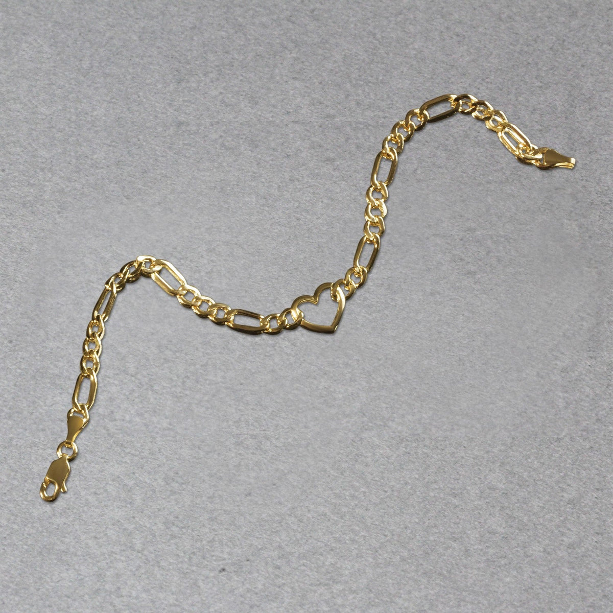 14k Yellow Gold 7 inch Figaro Chain Bracelet with Heart (4.50 mm) - LinkagejewelrydesignLinkagejewelrydesign