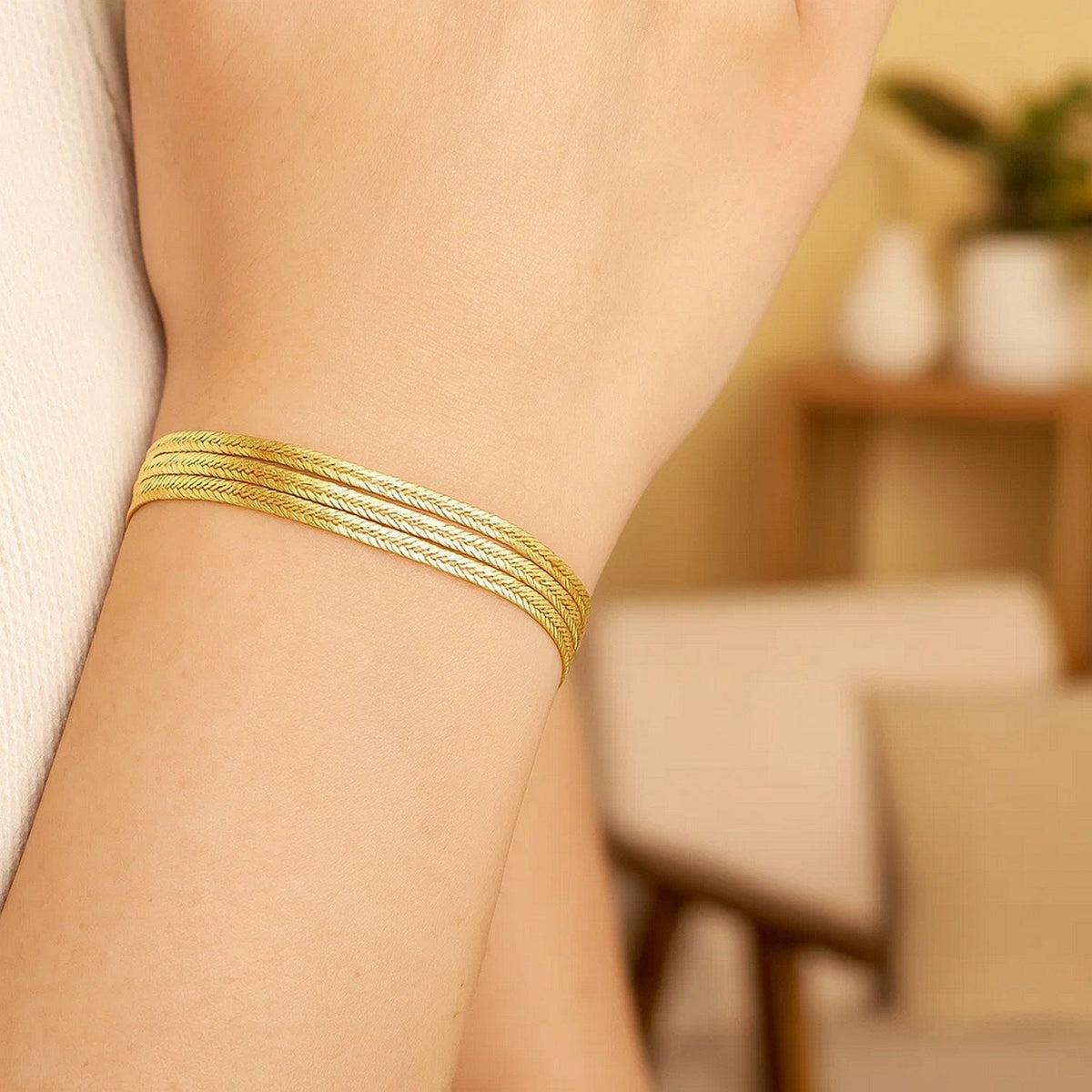 14k Yellow Gold 7 inch Three Strand Herringbone Chain Bracelet (1.80 mm) - LinkagejewelrydesignLinkagejewelrydesign