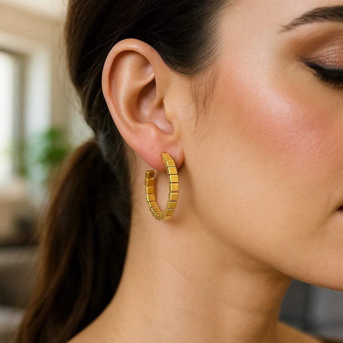 14k Yellow Gold Brick Omega Hoop Earrings - LinkagejewelrydesignLinkagejewelrydesign