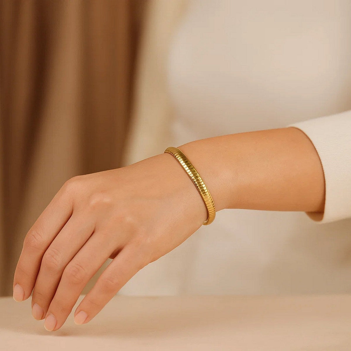 14k Yellow Gold Classic Omega Bracelet (6.00 mm) - LinkagejewelrydesignLinkagejewelrydesign