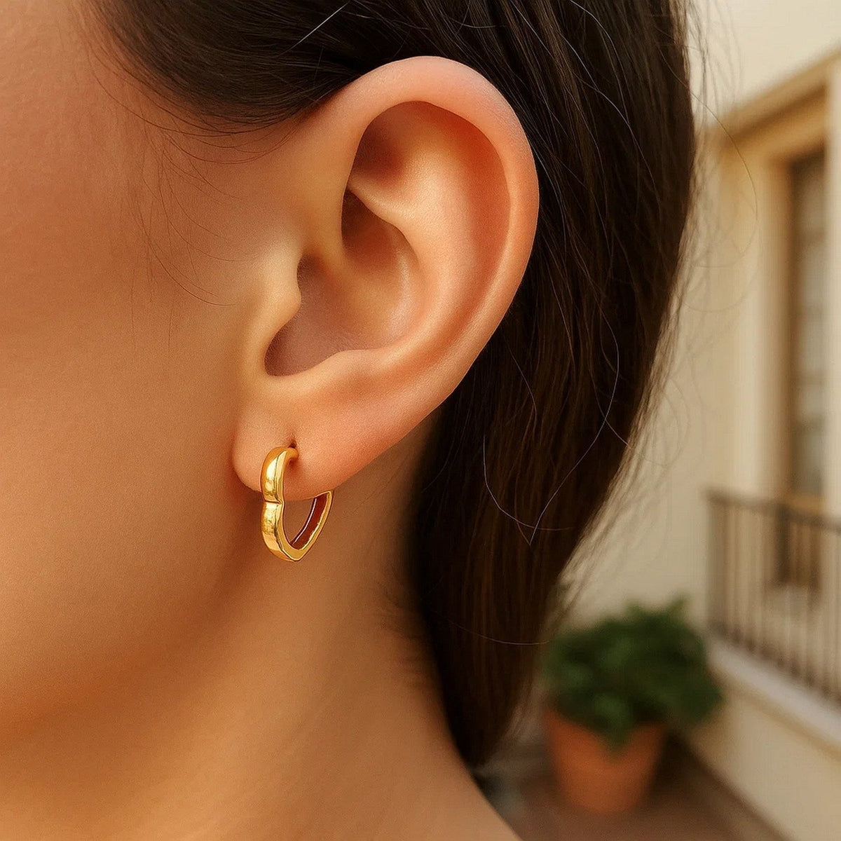 14k Yellow Gold Heart Huggie Hoops - LinkagejewelrydesignLinkagejewelrydesign