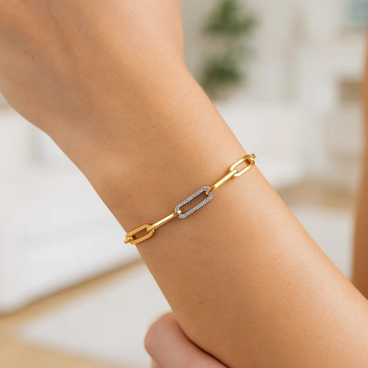 14k Yellow Gold inch Paperclip Chain Bracelet with Three Diamond Links (2.00 mm) - LinkagejewelrydesignLinkagejewelrydesign