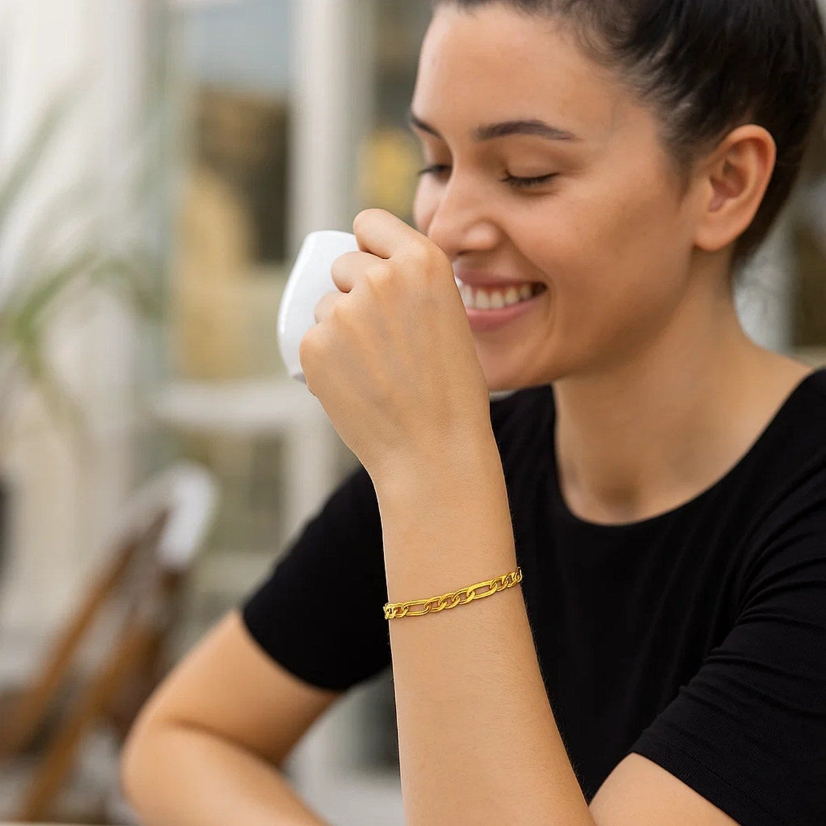 14k Yellow Gold Lite Figaro Bracelet (4.70 mm) - LinkagejewelrydesignLinkagejewelrydesign