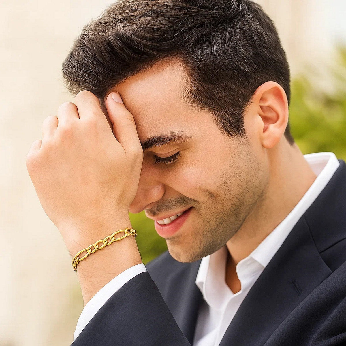 14k Yellow Gold Lite Figaro Bracelet (6.60 mm) - LinkagejewelrydesignLinkagejewelrydesign