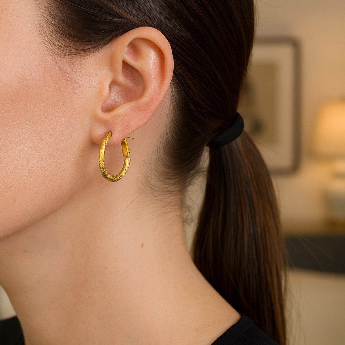 14k Yellow Gold Petite Twisted Round Hoop Earrings - LinkagejewelrydesignLinkagejewelrydesign