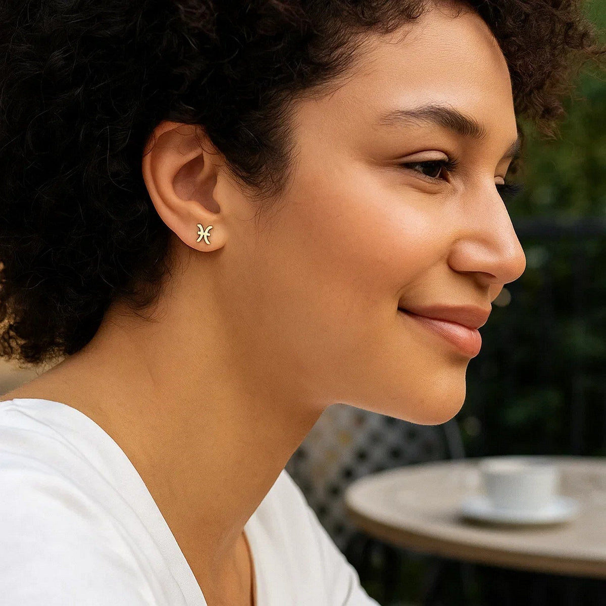 14K Yellow Gold Pisces Stud Earrings - LinkagejewelrydesignLinkagejewelrydesign