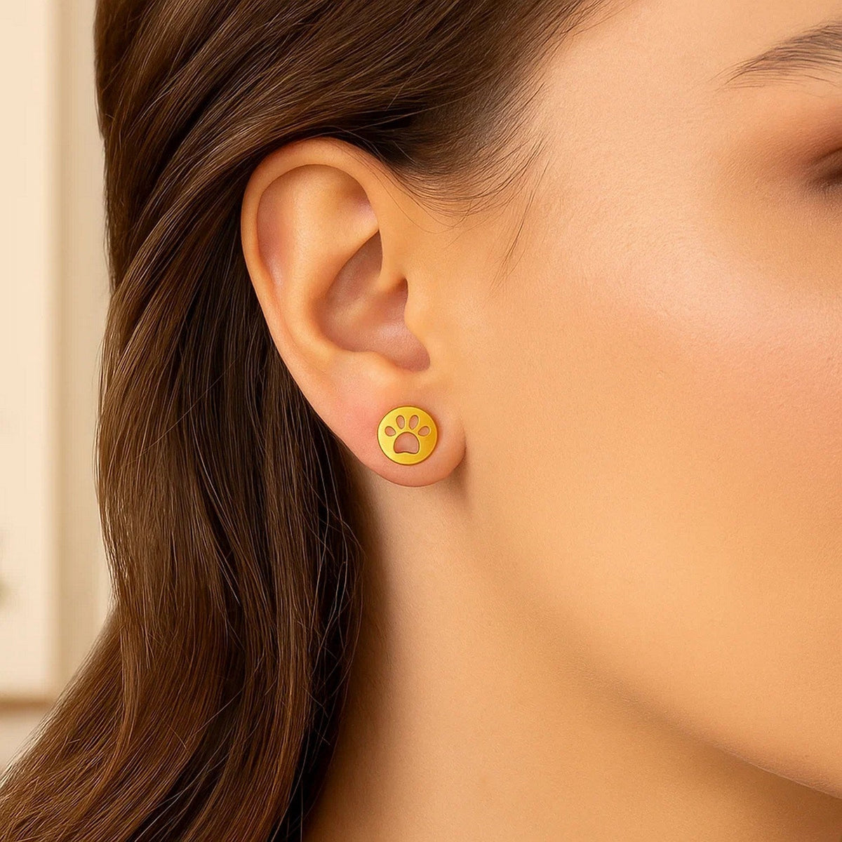 14k Yellow Gold Post Earrings with Paw Prints - LinkagejewelrydesignLinkagejewelrydesign