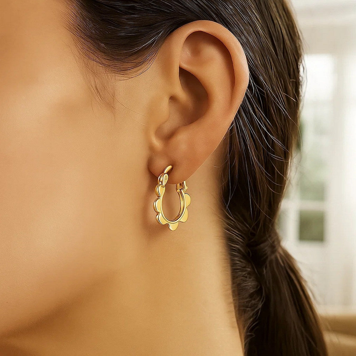 14k Yellow Gold Scalloped Hoop Earrings - LinkagejewelrydesignLinkagejewelrydesign