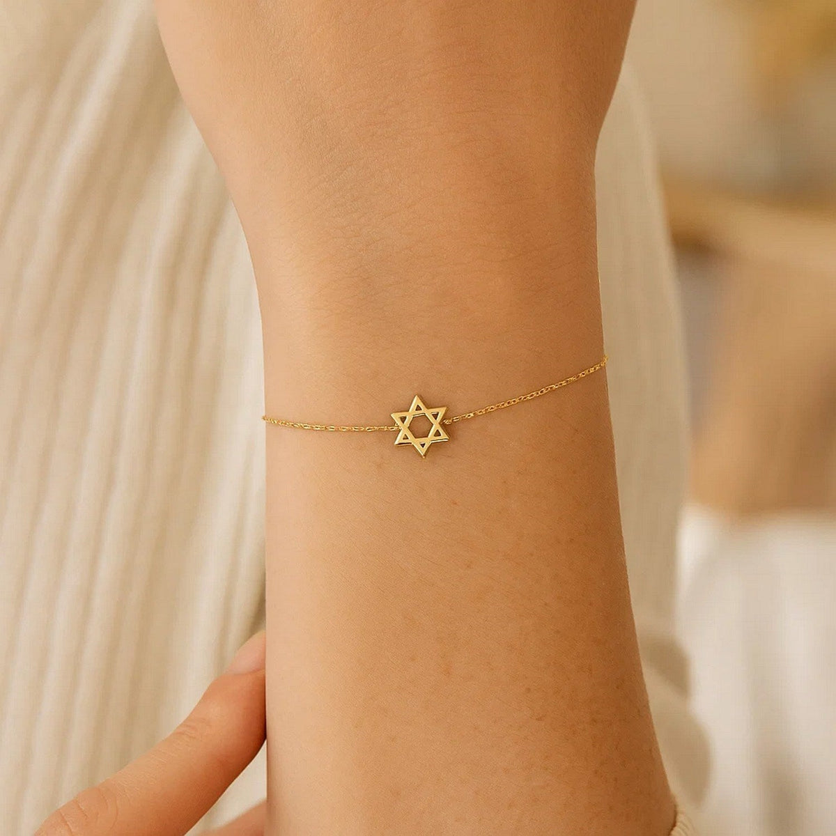14k Yellow Gold Star of David Bracelet - LinkagejewelrydesignLinkagejewelrydesign