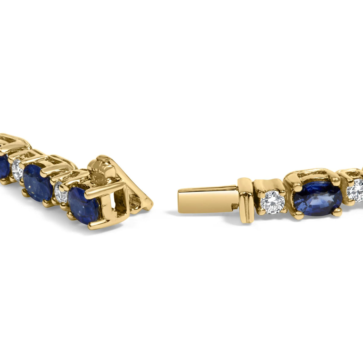 18K Yellow Gold 3/4 Cttw Diamond and 5 1/3 Cttw Oval Blue Sapphire Alternating Link Bracelet (G-H Color, VS1-VS2 Clarity)  - 7.25&quot; Inches