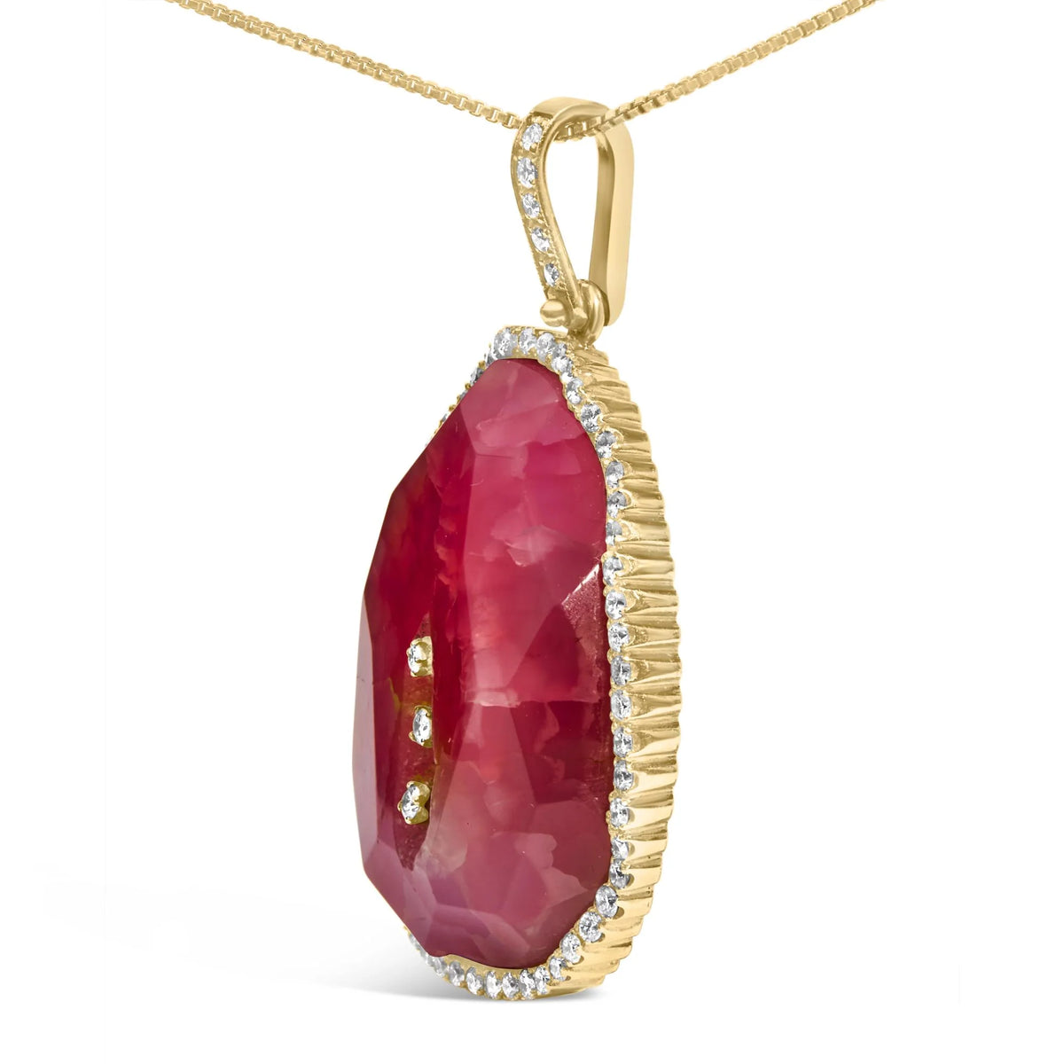 18K Yellow Gold 42.0 Cttw Pink Quartz Crystal Geode and 1.0 Cttw Diamond Halo 18&quot; Pendant Necklace (F-G Color, VS1-VS2 Clarity)