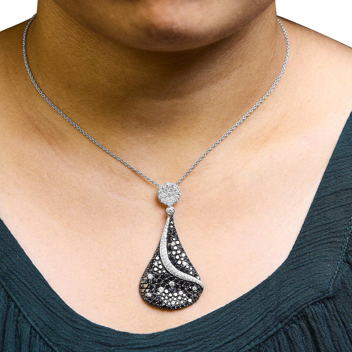 18K White Gold 6 1/3 Cttw Pave Set Black and White Diamond Teardrop Pendant Necklace (F - G Color, VS1 - VS2 Clarity) - 18 Inches - LinkagejewelrydesignLinkagejewelrydesign