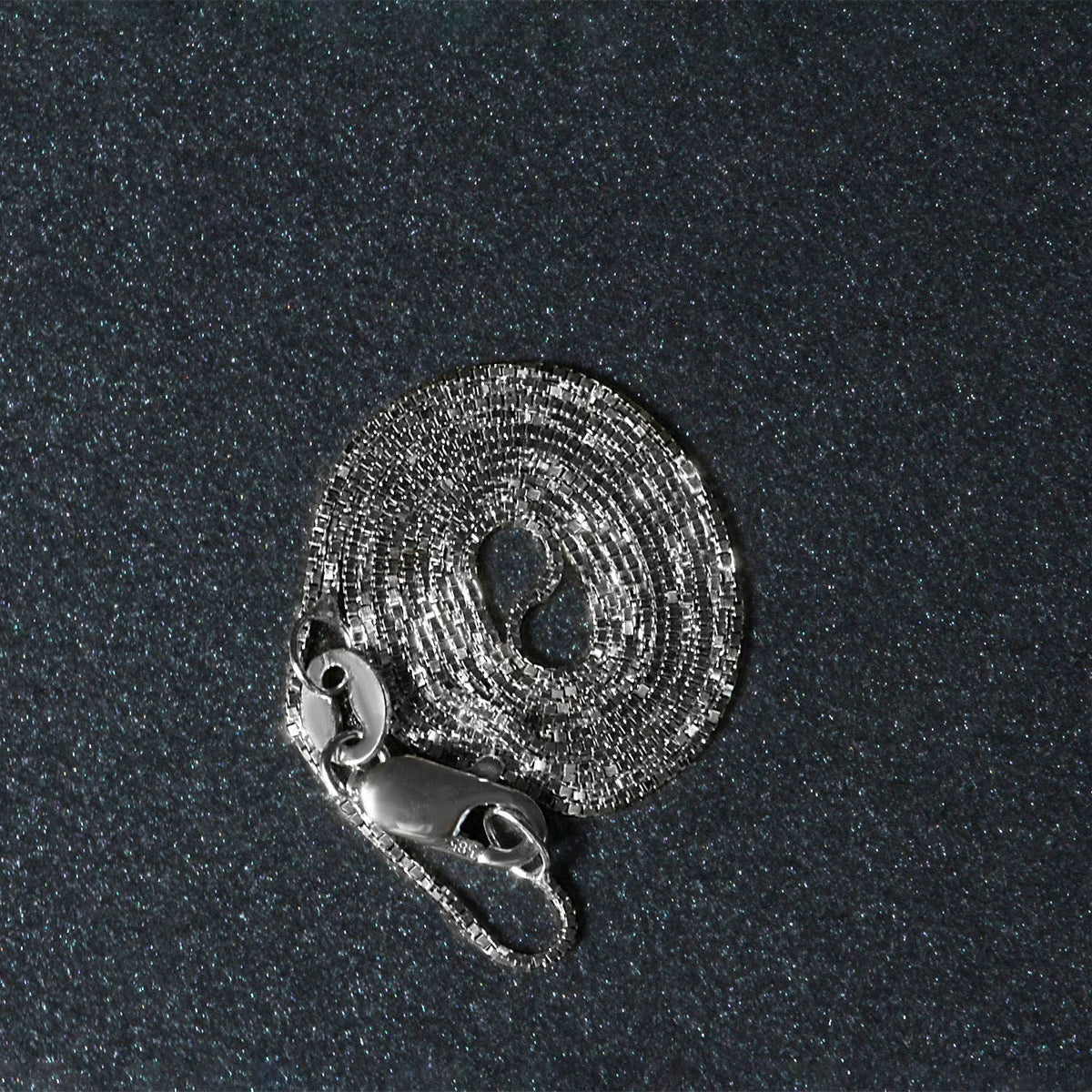 18k White Gold Box Chain 0.6mm - LinkagejewelrydesignLinkagejewelrydesign