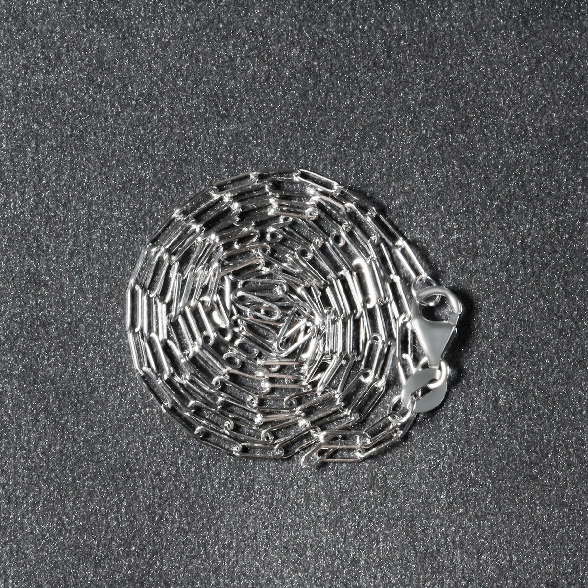 18K White Gold Fine Paperclip Chain (1.50 mm) - LinkagejewelrydesignLinkagejewelrydesign