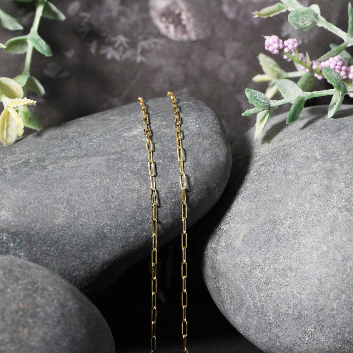 18K Yellow Gold Fine Paperclip Chain (1.50 mm) - LinkagejewelrydesignLinkagejewelrydesign