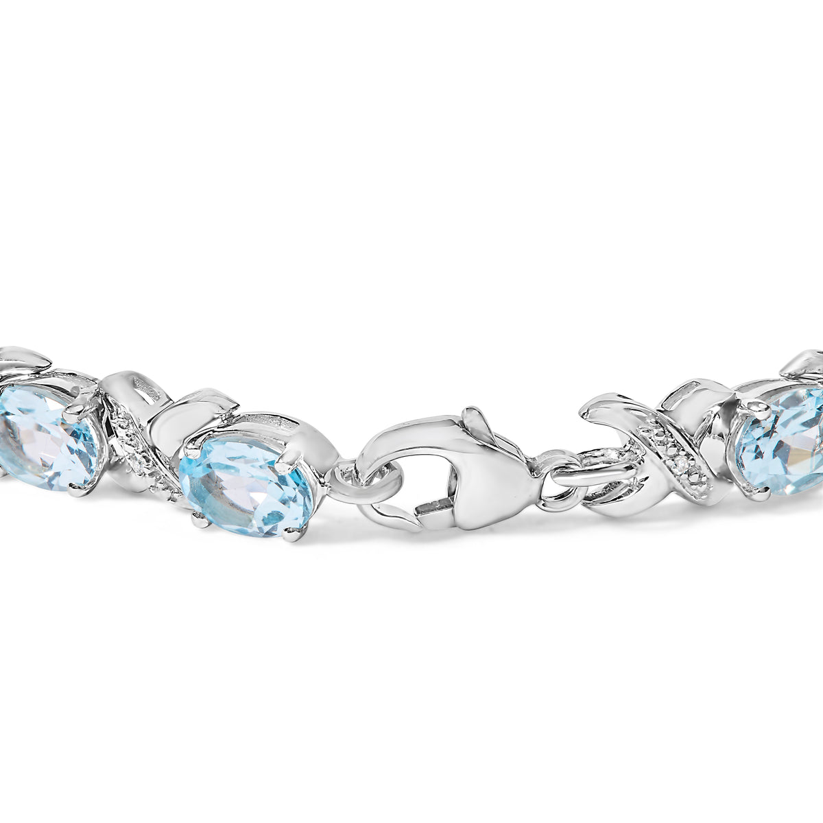 .925 Sterling Silver 16.0 Cttw Oval Blue Topaz and Diamond Accent Tennis X Link Bracelet (I-J Color, I1-I2 Clarity) - Size 7&quot; Inch