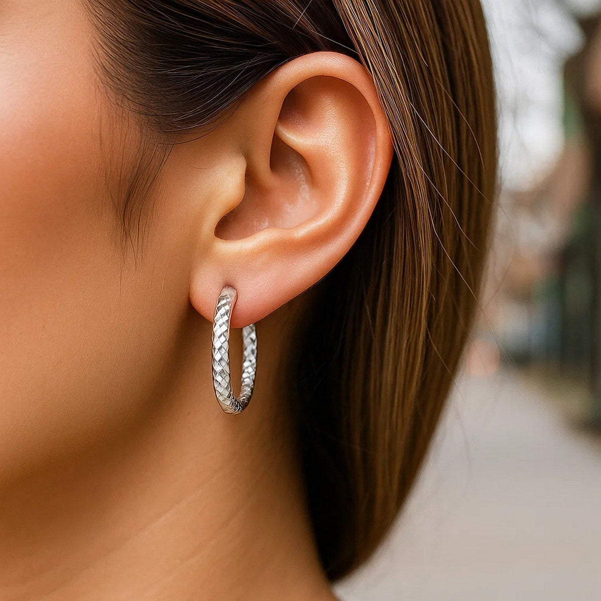 Sterling Silver Faceted Motif Large Hoop Earrings with Rhodium Plating(4x25mm) - LinkagejewelrydesignLinkagejewelrydesign