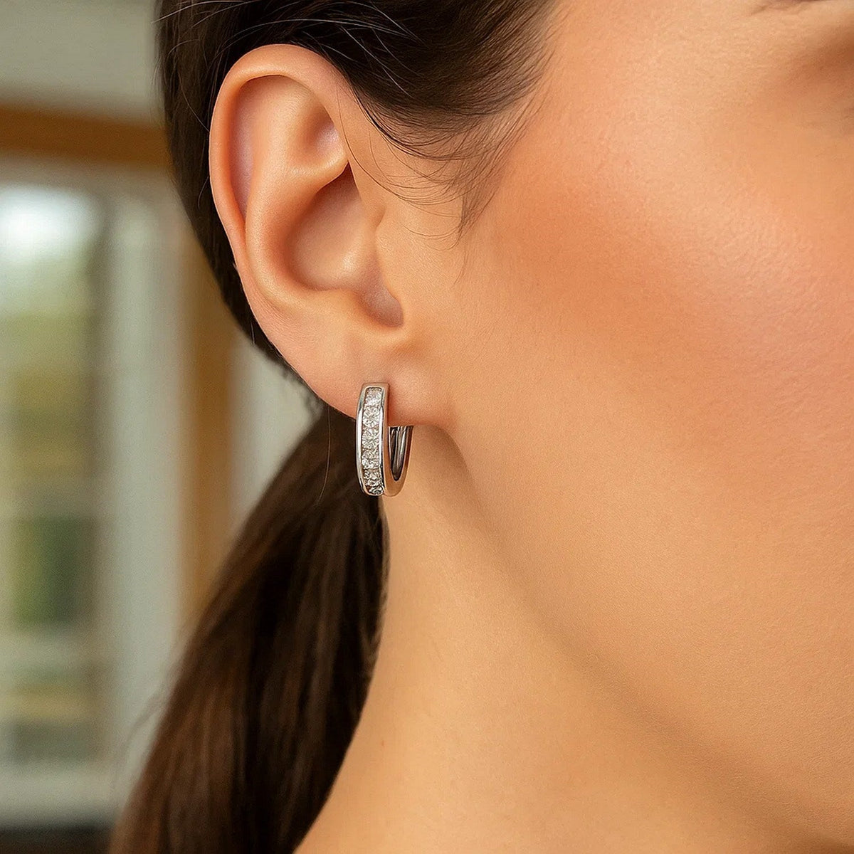 Sterling Silver Oval Hoop Earrings with Cubic Zirconias(3x15mm) - LinkagejewelrydesignLinkagejewelrydesign