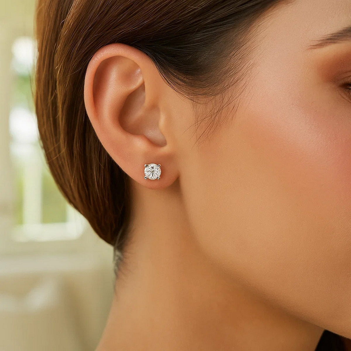 Sterling Silver Stud Earrings with White Hue Faceted Cubic Zirconia(5mm) - LinkagejewelrydesignLinkagejewelrydesign