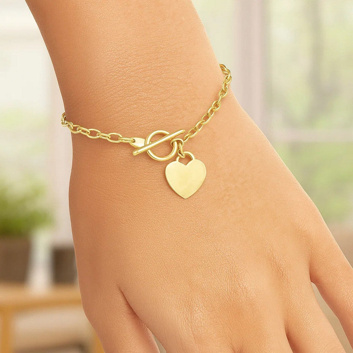 Toggle Bracelet with Heart Charm in 14k Yellow Gold - LinkagejewelrydesignLinkagejewelrydesign