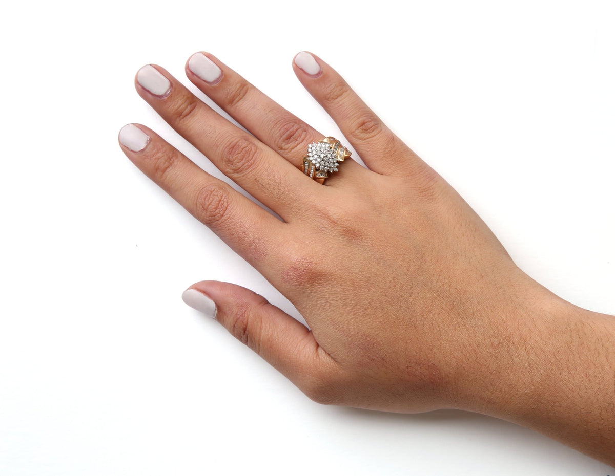 10K Yellow Gold 1 Cttw Diamond Pear Shaped Cluster Cluster Cocktail Ring (H-I Color, I2-I3 Clarity) - Ring Size 7 - LinkagejewelrydesignLinkagejewelrydesign