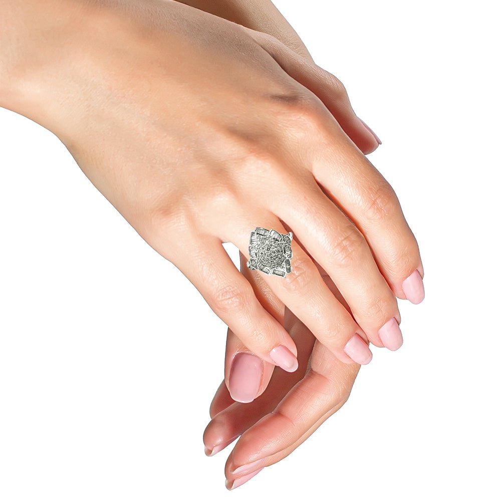 14K White Gold 7/8 Cttw Round and Baguette-Cut Diamond Cluster Ring (H-I Color, SI2-I1 Clarity) - Size 7 - LinkagejewelrydesignLinkagejewelrydesign