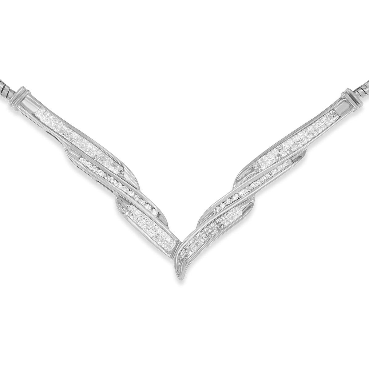 14K White Gold Round and Princess Cut Diamond &#39;V&#39; Shape Fashion Pendant (2 cttw, I-J Color, SI2-I1 Clarity) - LinkagejewelrydesignLinkagejewelrydesign