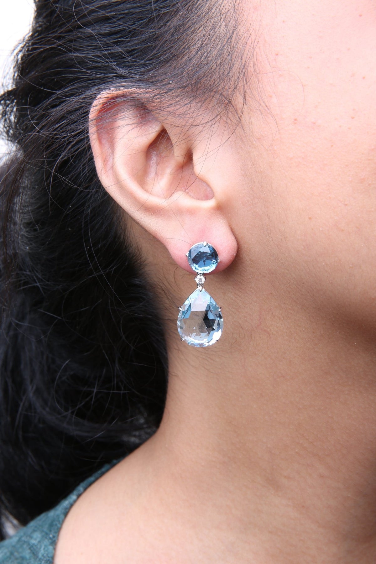 18K White Gold 1/5 Cttw Diamond with Round London Blue Topaz and 20 x 15mm Pear Cut Sky Blue Topaz Gemstone Dangle Earring (G-H Color, SI1-SI2 Clarity) - LinkagejewelrydesignLinkagejewelrydesign