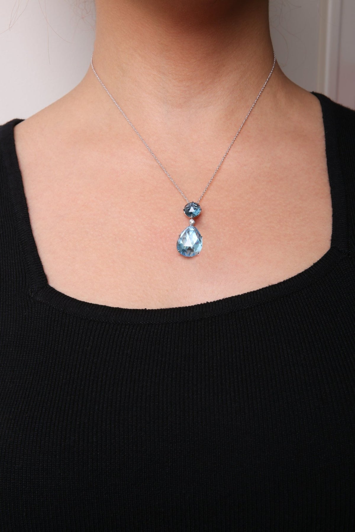 18K White Gold Diamond Accent and Round London Blue Topaz and Pear Cut Sky Blue Topaz Dangle Drop 18&quot; Pendant Necklace (G-H Color, SI1-SI2 Clarity) - LinkagejewelrydesignLinkagejewelrydesign