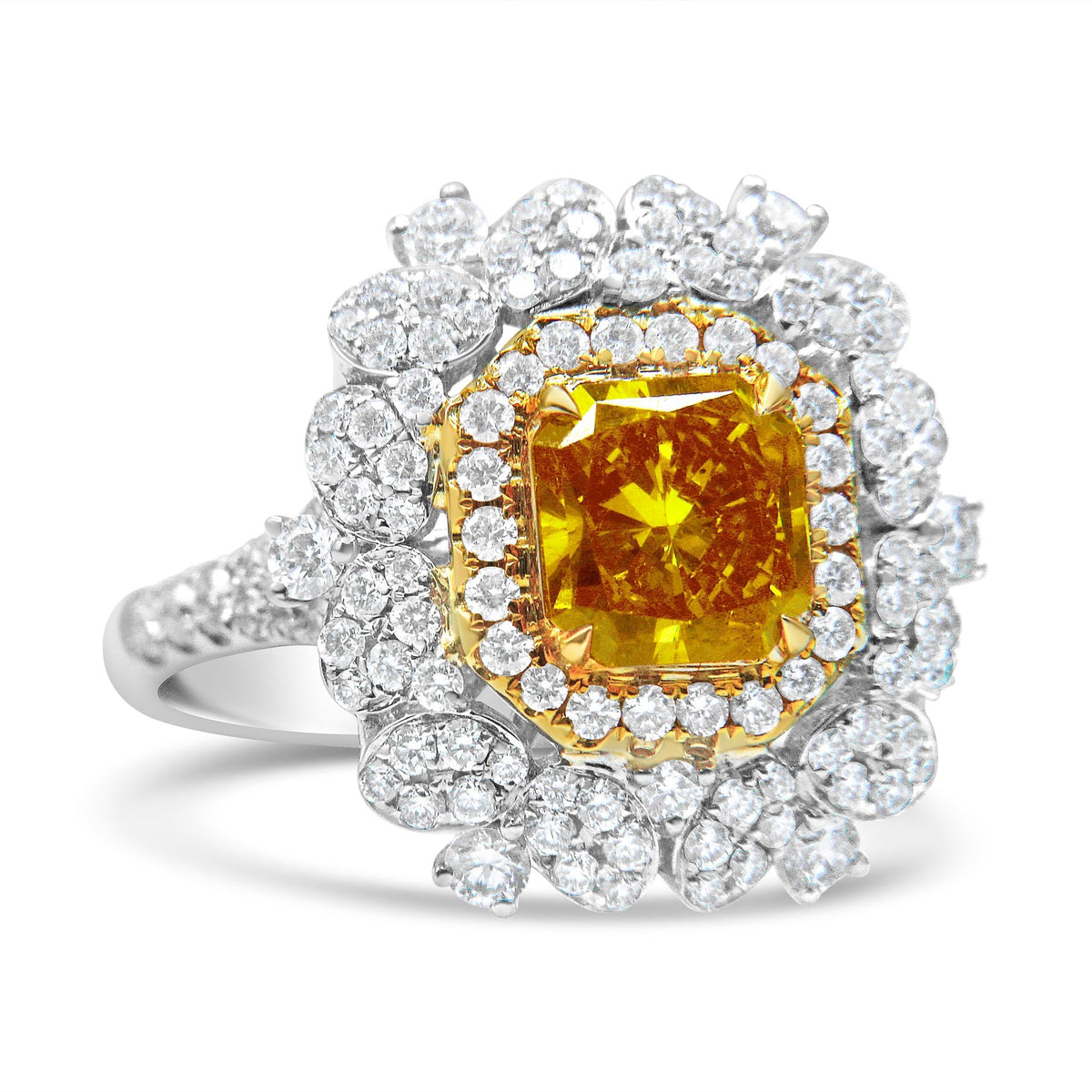 18k Yellow and White Gold 2 3/4 Cttw Lab Grown Yellow Radiant Cut Diamond Halo Cluster Ring (Yellow/G-H Color, VS1-VS2 Clarity) - Size 5.75 - LinkagejewelrydesignLinkagejewelrydesign