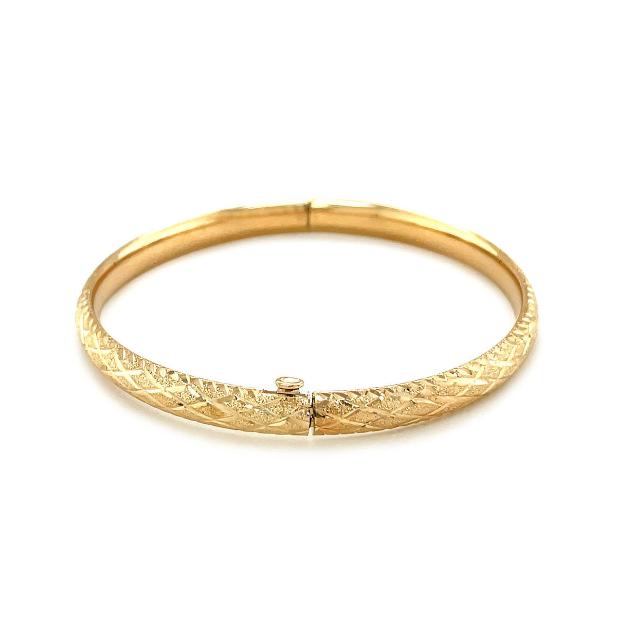 14k Yellow Gold Diamond Cut Design Dome Motif Children&#39;s Bangle