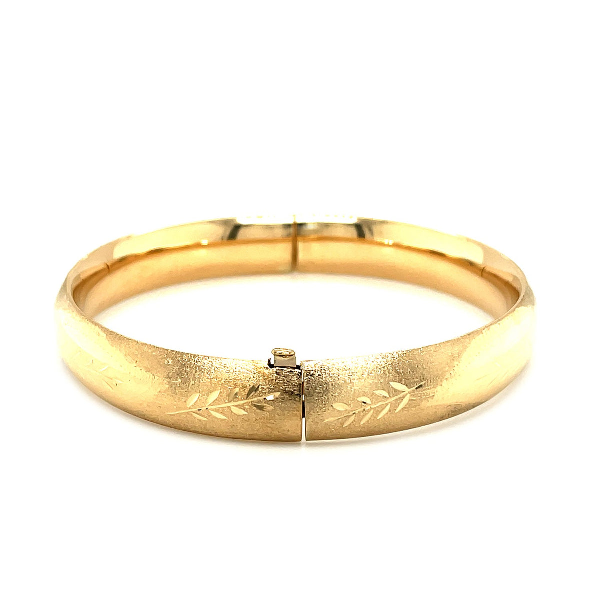 Classic Floral Carved Bangle in 14k Yellow Gold (10.0mm)